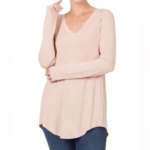 ⏰ Zenana Outfitters Tan/Blush Long Sleeve V-Neck Top